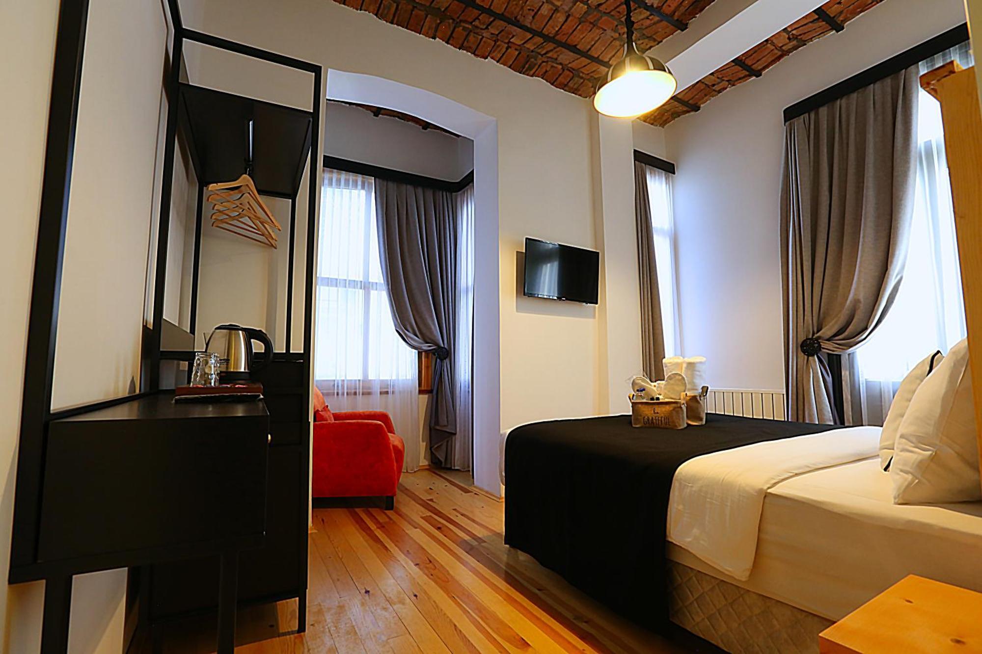 Istanbul Taksim Istiklal Street Kamil Hotel - Historical Chambre photo